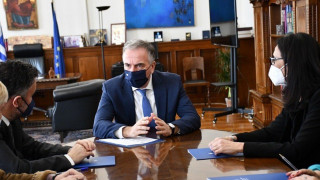 Ακρίβεια: Προανάγγειλε μέτρα 4 δισ. ευρώ ο Καλαφάτης