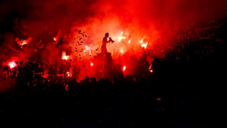 Οι Γάλλοι έριξαν φωτοβολίδα στους παίκτες του ΠΑΟΚ μετά το τέλος του αγώνα, η αντίδραση του Βιεϊρίνια