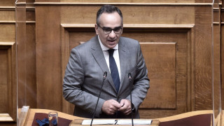 Με πνευμονική εμβολή στο νοσοκομείο ο Βασίλης Κοντοζαμάνης