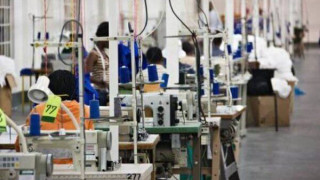 BEΘ: Με το σταγονόμετρο οι εγκρίσεις εμβασμάτων από τις τράπεζες