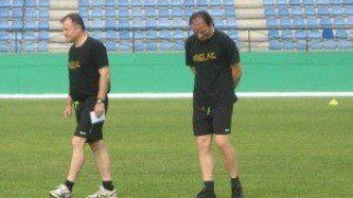 «Ποιος παρέδωσε πινακίδες;»