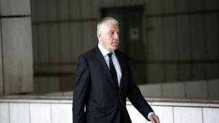 Στη Βουλή η δικογραφία για τον Παπαντωνίου και τα Leopard