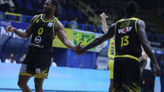 Οι δικοί του τελικοί