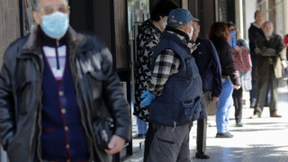 «Βόμβα Τζανάκη» για τριπλή πανδημία: «Το ανοσοποιητικό μας δεν είναι έτοιμο»
