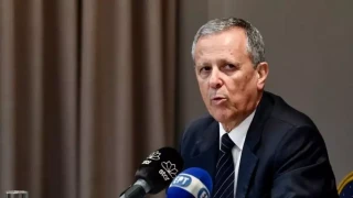 Ανεπιθύμητοι Μπαλτάκος και Μπένετ