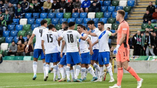 Τα «ανάθεμα» έγιναν πάλι ύμνοι για την Εθνική