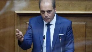 Πολεμική ρητορική από Βελόπουλο για Αλβανία: Γιατί όχι και στρατιωτική ράβδος
