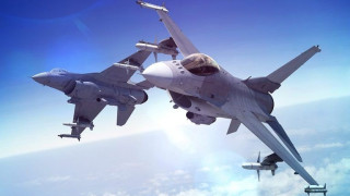 Υπεροχή στον αέρα: Τα δύο πρώτα F 16 Viper δίνουν πλεονέκτημα στην Ελλάδα