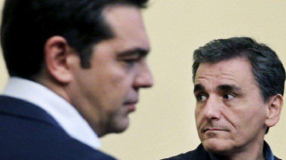 Υποψήφιος με αιχμές ο Τσακαλώτος