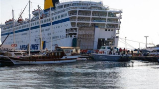 Σε λίγο το "Ελ.Βενιζέλος" φεύγει για Μυτιλήνη, ώστε να παραλάβει 2.500 πρόσφυγες