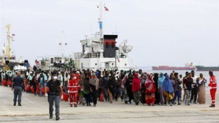 Τζεντιλόνι: Ιταλία & Ελλάδα χρειάζονται βοήθεια, όχι μαθήματα για το προσφυγικό