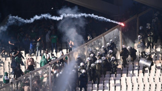 Τα γήπεδά μας είναι ξέφραγο αμπέλι -Ούτε οι κυβερνήσεις, ούτε οι ισχυροί του ποδοσφαίρου θέλουν να μπει τάξη