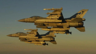 Αναβαθμίζονται και τα 38 F-16 block 50