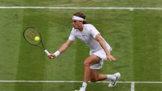 Εύκολη νίκη του Τσιτσιπά και τώρα Κύργιος στον επόμενο γύρο του Wimbledon