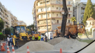 Θεσσαλονίκη: Έργα ύδρευσης μετά τη Συνδίκα στην Όλγας - Έκλεισε μεγάλο μέρος του δρόμου