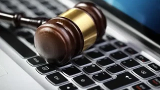 «Κόκκινο» 1 στα 3 δάνεια από αυτά που ρυθμίστηκαν τους τελευταίους 18 μήνες