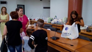 Δ. Κορδελιού - Ευόσμου: Σχολικές τσάντες και γραφική ύλη σε παιδιά άπορων 