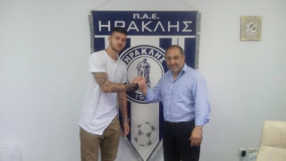 Ανανέωσε μέχρι το 2018 ο Ζιαμπάρης