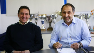 Τα λένε εφ' όλης της ύλης Παπαθανασάκης, Παπαδόπουλος