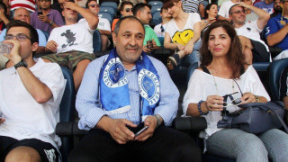 Μηδενίζει τις οφειλές ο Παπαθανασάκης