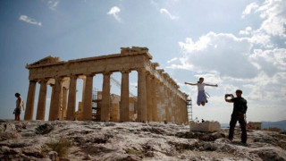 Ανάπτυξη: Στο 4% ανεβαίνει ο πήχυς για το 2022, από το 3,1%