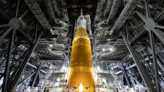 Η NASA προσπαθεί και πάλι: Εκτοξεύει το Σάββατο την Artemis 1