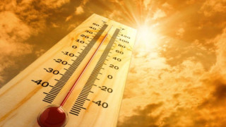 Καύσωνας «Κλέων»: Η απίστευτη μέτρηση των 104 βαθμών σε... «φλεγόμενο» αναβάτη