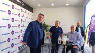 ΔΕΘ: O Γιάννης Οικονόμου, στο περίπτερο του ομίλου Metromedia