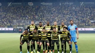 Αυτή είναι η ενδεκάδα του Άρη κόντρα στον Ολυμπιακό