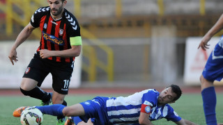 Θέλει Άρη αλλά περιμένει