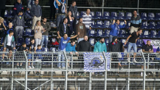 «Ευχαριστούμε τον κόσμο»
