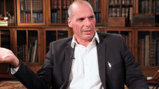  Βαρουφάκης: «Γίνονται εκλογές για να ακυρωθεί το δημοψήφισμα»