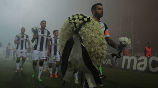 Οι ποδοσφαιριστές και η Τούμπα τίμησαν την μνήμη των αδικοχαμένων οπαδών του ΠΑΟΚ
