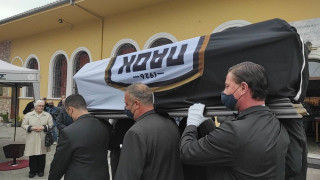 Συγκλονιστικό το τελευταίο αντίο στον Σταύρο Σαράφη: «Σταύρο ζεις, για πάντα ΠΑΟΚτσής»