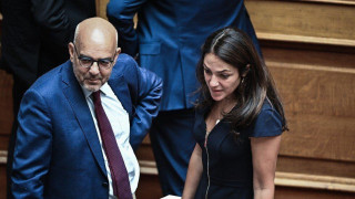 Παπαδημητρίου: «Σοσιαλιστής ο Μητσοτάκης, κάνει αναδιανομή των εισοδημάτων»