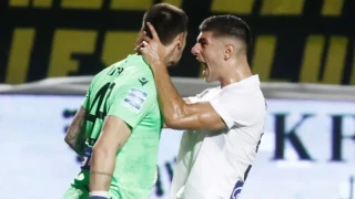 Κέρβερος κάτω από τα γκολπόστ