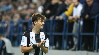 Το χειροκρότημα στον Κωνσταντέλια χαραμάδα εξόδου από την τοξικότητα