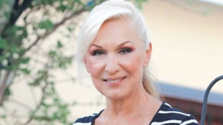Σόφη Ζαννίνου: «Όταν πεθάνω, θα ήθελα να σηκωθώ από την κάσα μου να τραγουδήσω»