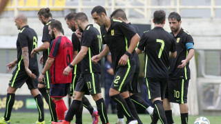 Να κάνει την αρχή με το… δεξί