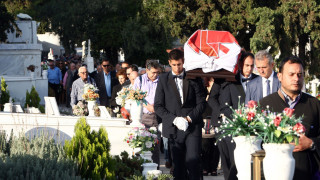 Κηδεύτηκε με τη σημαία της Ξάνθης ο Βασίλης Κοντοβαζαινίτης!  