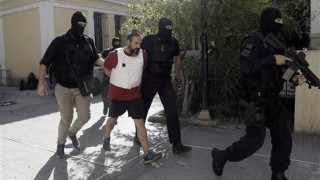 Στον ανακριτή ο Πετρακάκος και η σύντροφός του