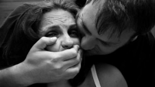 Κύπρος: 27χρονος απήγαγε και βίασε 42χρονη!