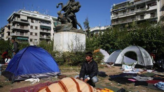 Κύκλωμα κρατούσε με τη βία μετανάστες σε διαμέρισμα στην πλατεία Βικτωρίας