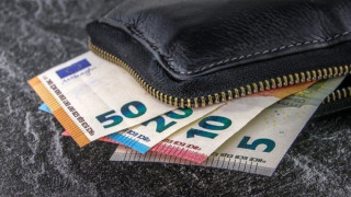 ΟΑΕΔ - ΔΥΠΑ: Νωρίτερα επιδόματα και Δώρο Χριστουγέννων
