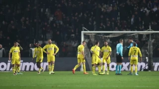 Ο Αρης έμεινε μακριά  από τα στάνταρ του αλλά  έχασε από ένα... λάθος