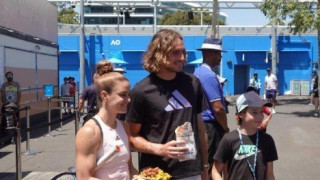 Σουβλάκι «The Stef» και «The Sakkari snack pack»!