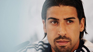 Διαψεύδει ο Ρουμενίγκε για Κεντίρα