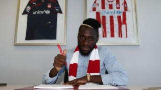 Και τυπικά στον Ολυμπιακό ο Μαζουακού