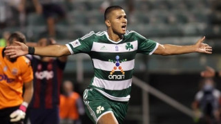 Δεν κοιτάει μόνο για Αμπέιντ