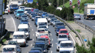 Καραμπόλα με βυτιοφόρο στην έξοδο της Νεάπολης προς τον Περιφερειακό